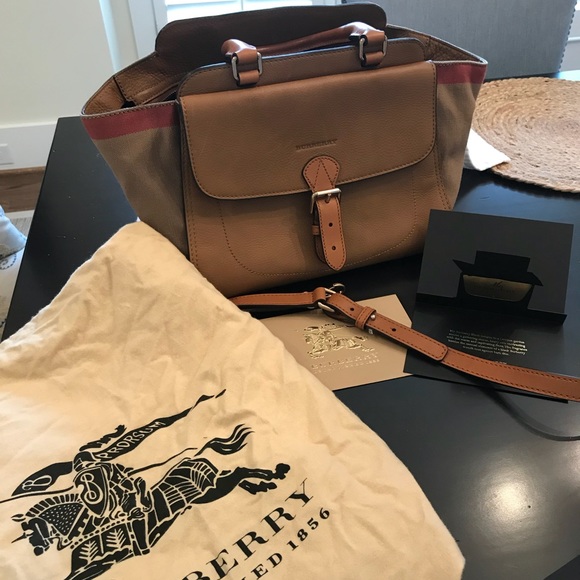 Burberry Satchel - Picture 3 of 8